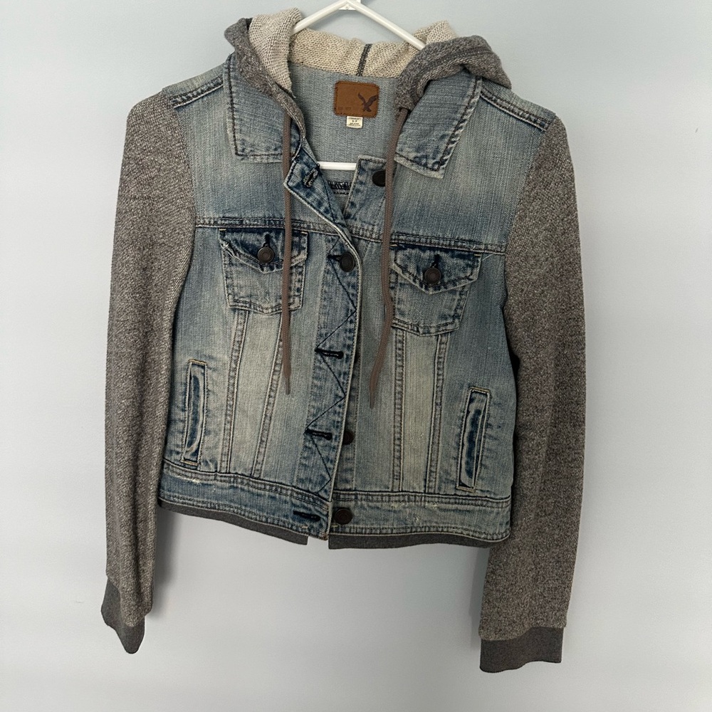 American Eagle Outfitters Denim Jacket/Grey French Terry Hoodie Size S